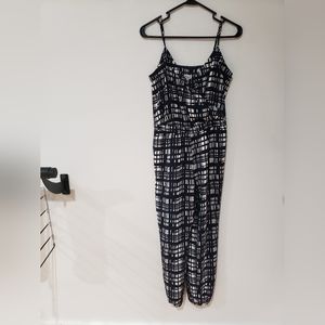 Size XS Madewell Black and white jumpsuit